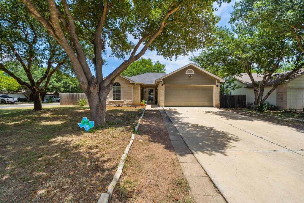 301 Zebra DR, Kyle, TX 78640