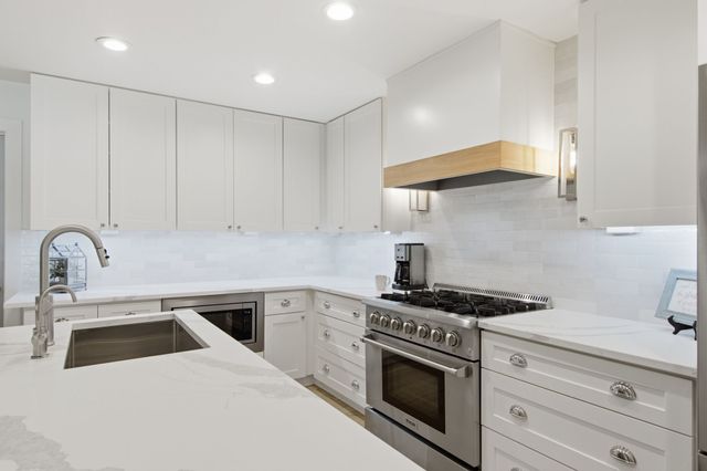 4416 Laren Lane, Dallas, TX 75244