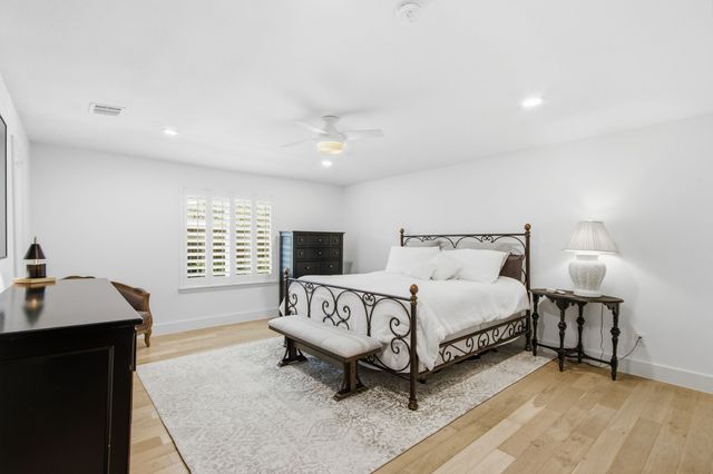 4416 Laren Lane, Dallas, TX 75244
