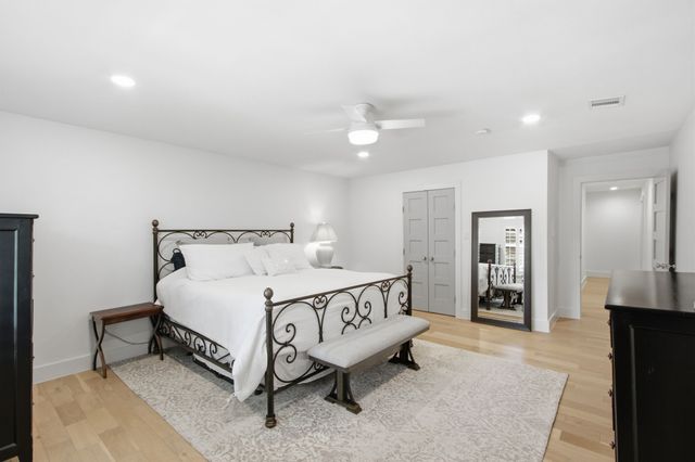 4416 Laren Lane, Dallas, TX 75244