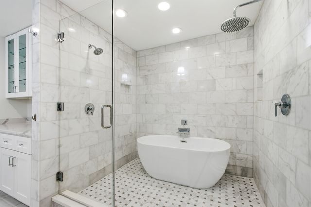 4416 Laren Lane, Dallas, TX 75244