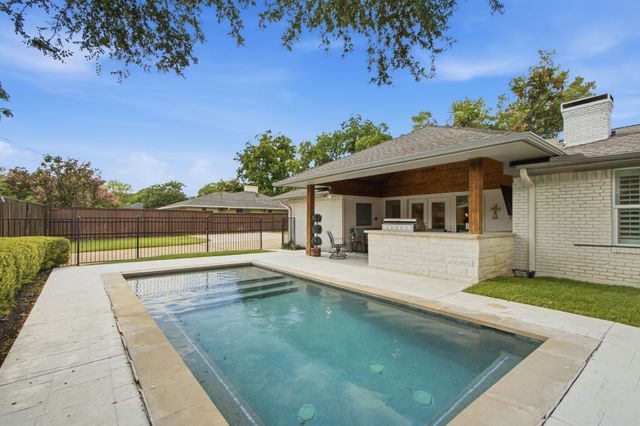 4416 Laren Lane, Dallas, TX 75244