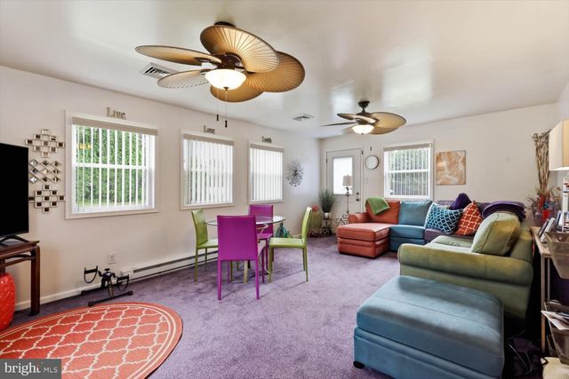 33 HOOVER RD, Lancaster, PA 17603