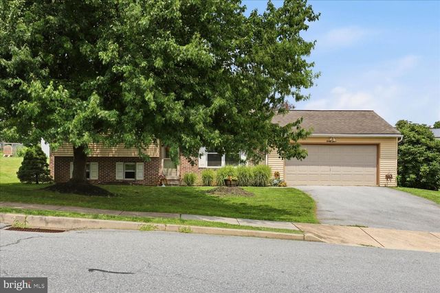 33 HOOVER RD, Lancaster, PA 17603