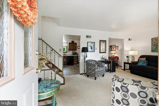 33 HOOVER RD, Lancaster, PA 17603