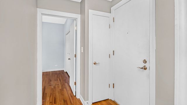 5623 N Wayne Avenue B3, Chicago, IL 60660