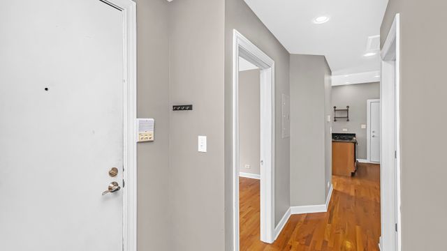 5623 N Wayne Avenue B3, Chicago, IL 60660
