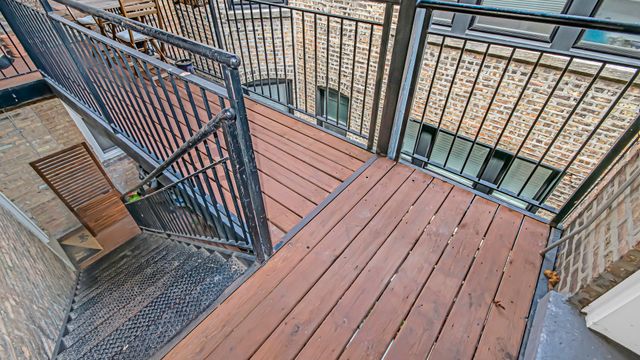 5623 N Wayne Avenue B3, Chicago, IL 60660