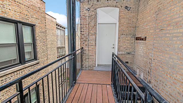 5623 N Wayne Avenue B3, Chicago, IL 60660