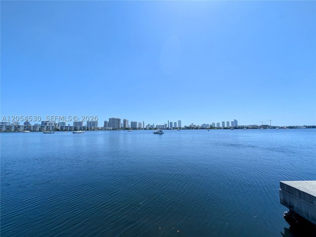 17301 Biscayne Blvd 1501, North Miami Beach, FL 33160