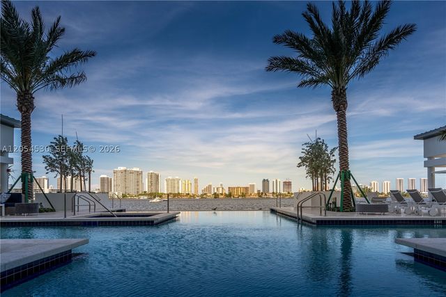 17301 Biscayne Blvd 1501, North Miami Beach, FL 33160