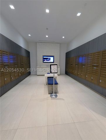 17301 Biscayne Blvd 1501, North Miami Beach, FL 33160