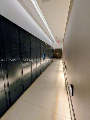 17301 Biscayne Blvd 1501, North Miami Beach, FL 33160