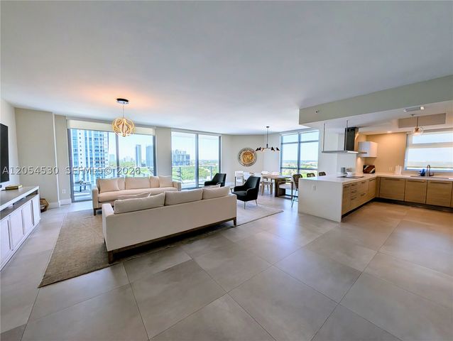 17301 Biscayne Blvd 1501, North Miami Beach, FL 33160