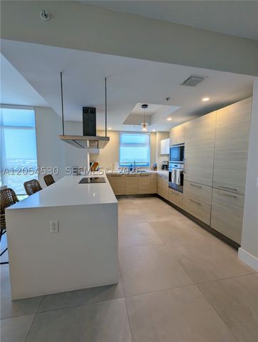 17301 Biscayne Blvd 1501, North Miami Beach, FL 33160