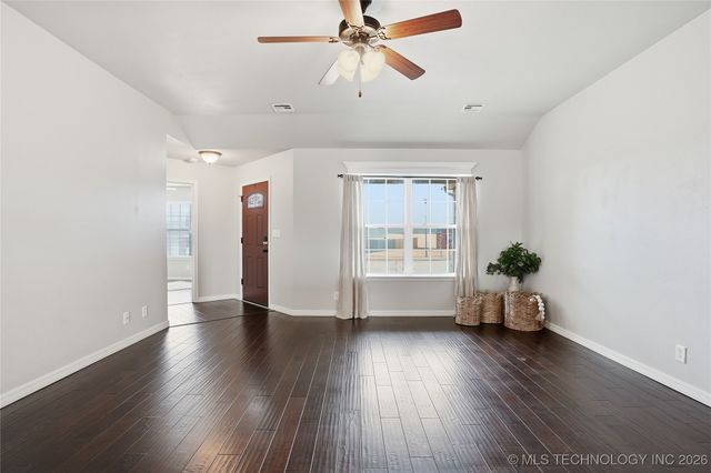 2816 W Charlotte Street, Broken Arrow, OK 74011