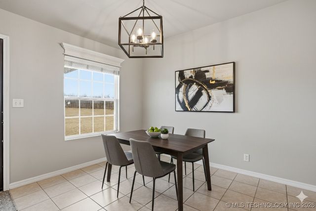 2816 W Charlotte Street, Broken Arrow, OK 74011