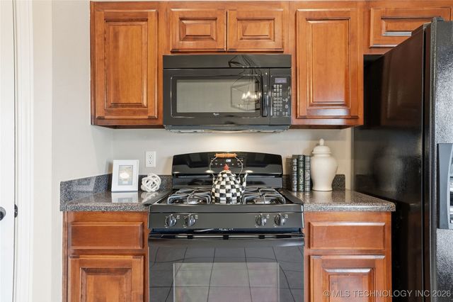 2816 W Charlotte Street, Broken Arrow, OK 74011