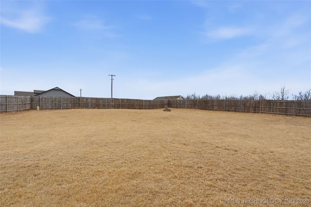 2816 W Charlotte Street, Broken Arrow, OK 74011