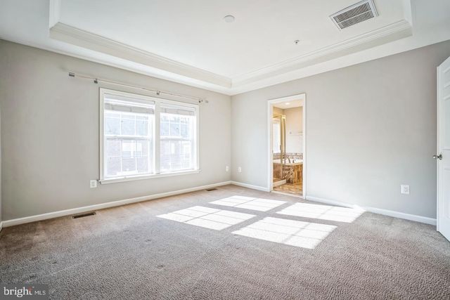 4304 EDOSOMWAN LN, Fairfax, VA 22030