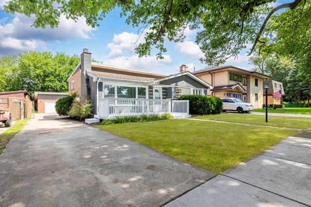 4024 W 106th Street, Oak Lawn, IL 60453
