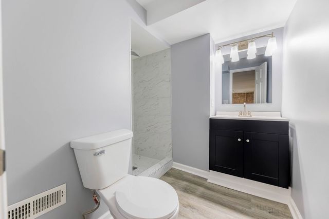 4024 W 106th Street, Oak Lawn, IL 60453