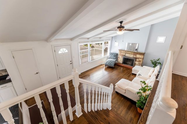 4024 W 106th Street, Oak Lawn, IL 60453