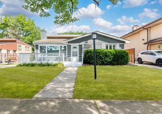 4024 W 106th Street, Oak Lawn, IL 60453
