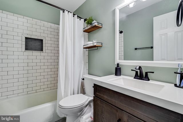 231 HEATHER CT, La Plata, MD 20646