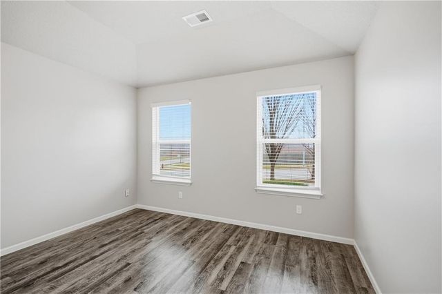 21832 Franklin Street, Spring Hill, KS 66083
