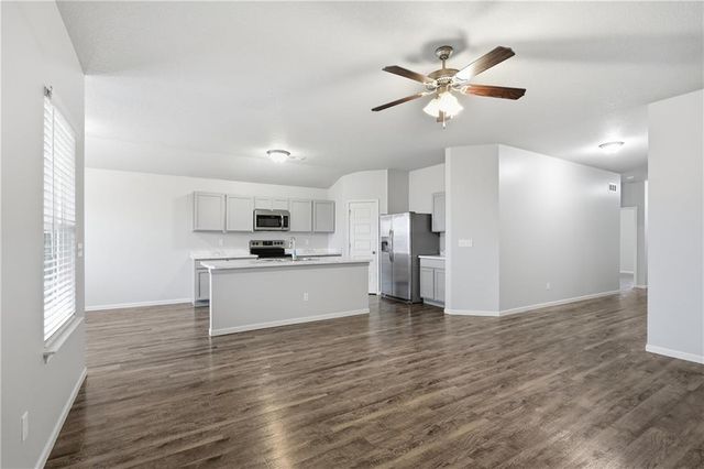 21832 Franklin Street, Spring Hill, KS 66083