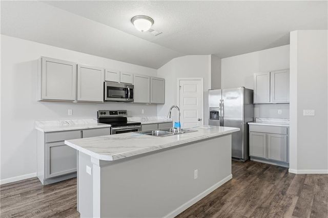 21832 Franklin Street, Spring Hill, KS 66083