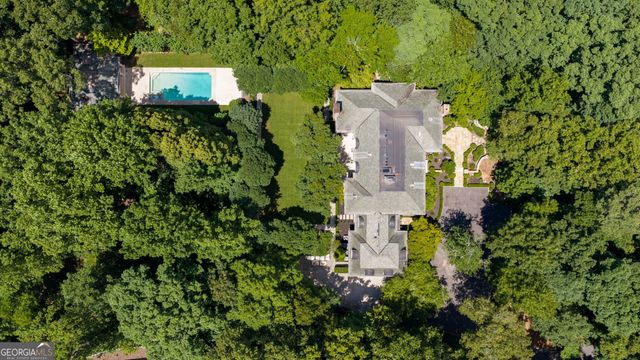 2485 W Wesley Road NW, Atlanta, GA 30327