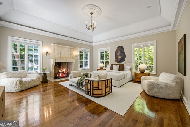 2485 W Wesley Road NW, Atlanta, GA 30327