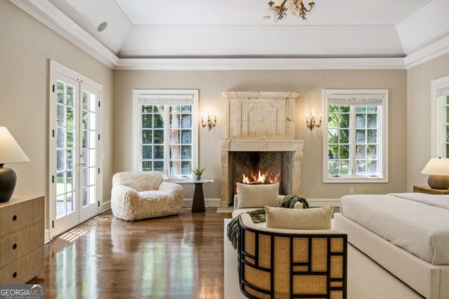 2485 W Wesley Road NW, Atlanta, GA 30327