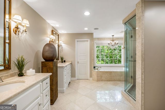 2485 W Wesley Road NW, Atlanta, GA 30327