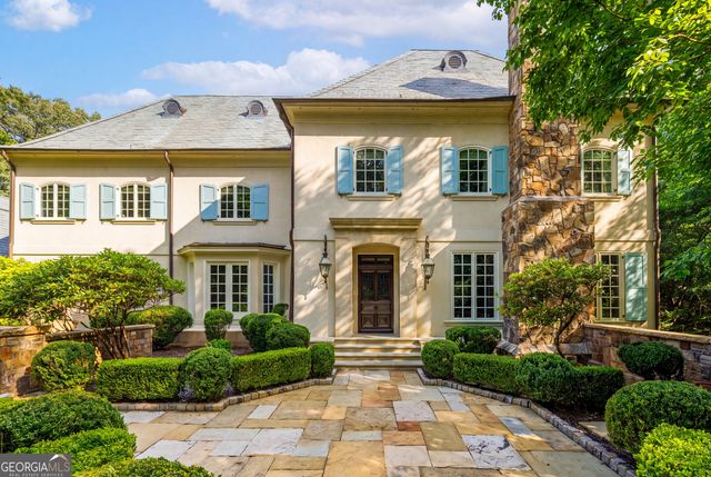 2485 W Wesley Road NW, Atlanta, GA 30327