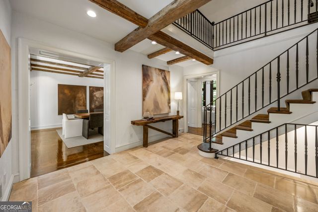 2485 W Wesley Road NW, Atlanta, GA 30327