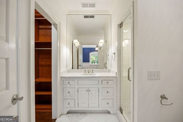 2485 W Wesley Road NW, Atlanta, GA 30327