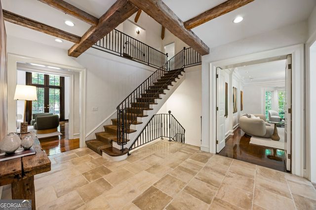 2485 W Wesley Road NW, Atlanta, GA 30327