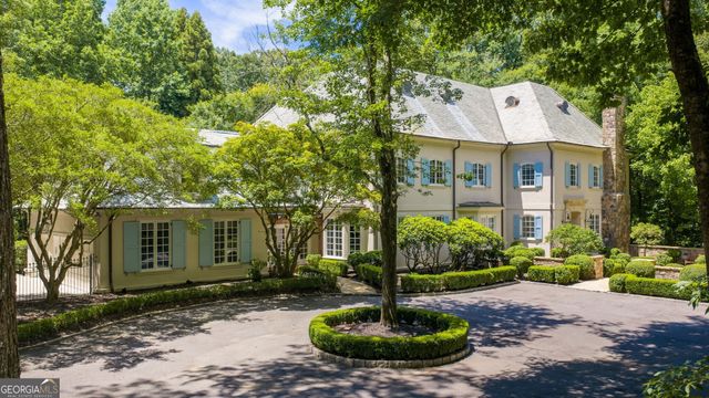 2485 W Wesley Road NW, Atlanta, GA 30327