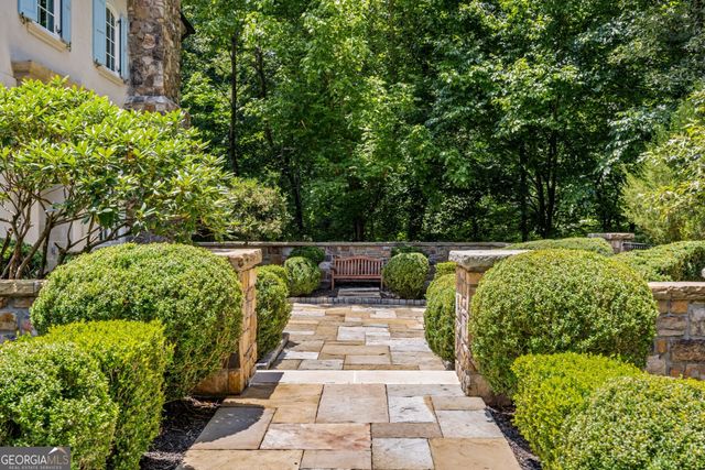 2485 W Wesley Road NW, Atlanta, GA 30327