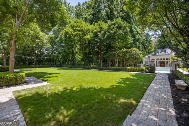 2485 W Wesley Road NW, Atlanta, GA 30327