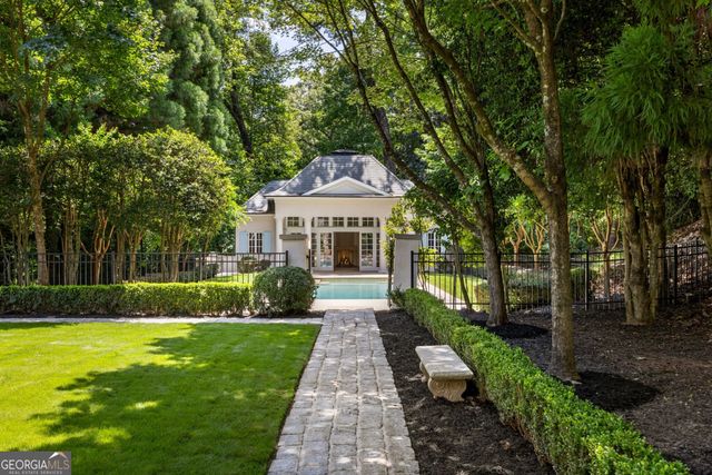 2485 W Wesley Road NW, Atlanta, GA 30327