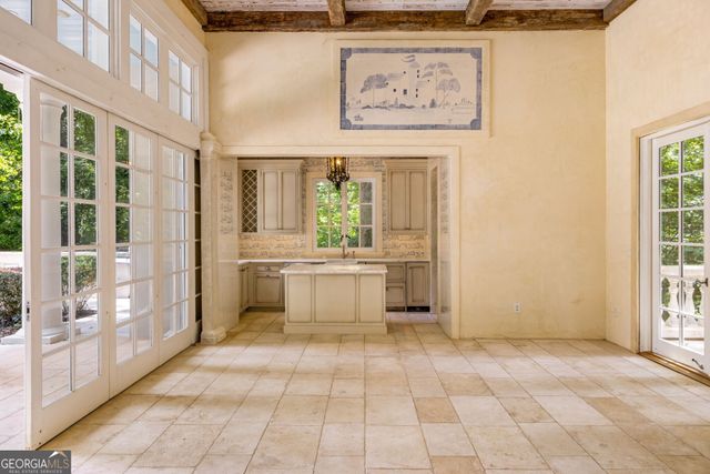 2485 W Wesley Road NW, Atlanta, GA 30327