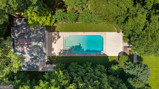 2485 W Wesley Road NW, Atlanta, GA 30327