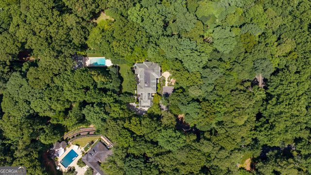 2485 W Wesley Road NW, Atlanta, GA 30327