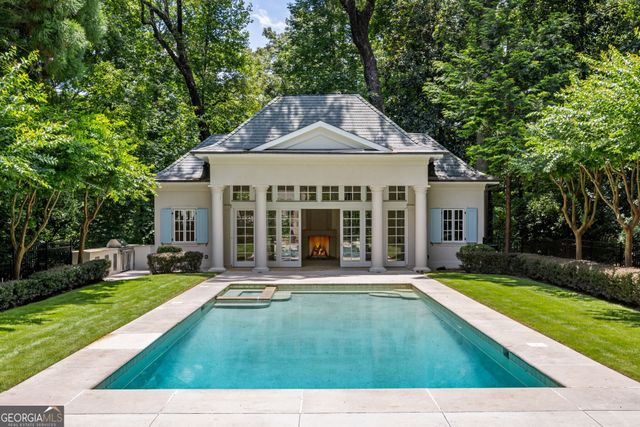 2485 W Wesley Road NW, Atlanta, GA 30327