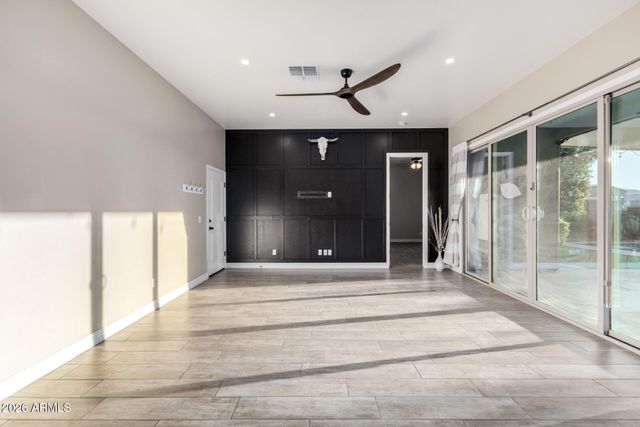 8514 S 8TH Lane, Phoenix, AZ 85041