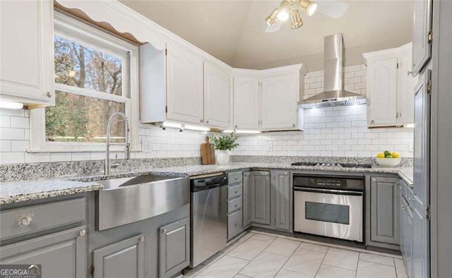 300 Westwoods Drive, Ellijay, GA 30540